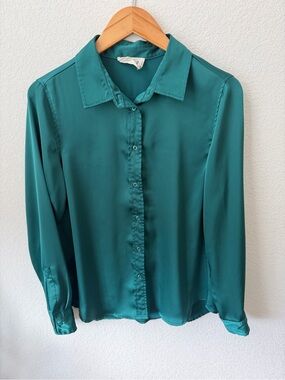 a new day Button-Down Blouse Size M